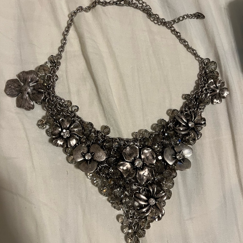 EUC Silver Statement Necklace flowers beads heavy
